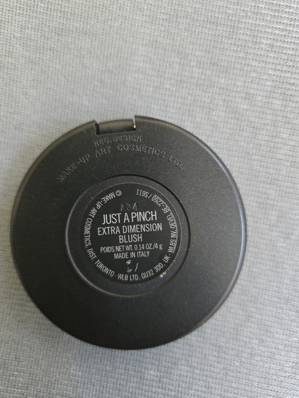 MAC Extra Dimension Blush - Just a Pinch - Picture 5 of 6
